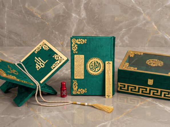Premium Quran Gift Box – Green